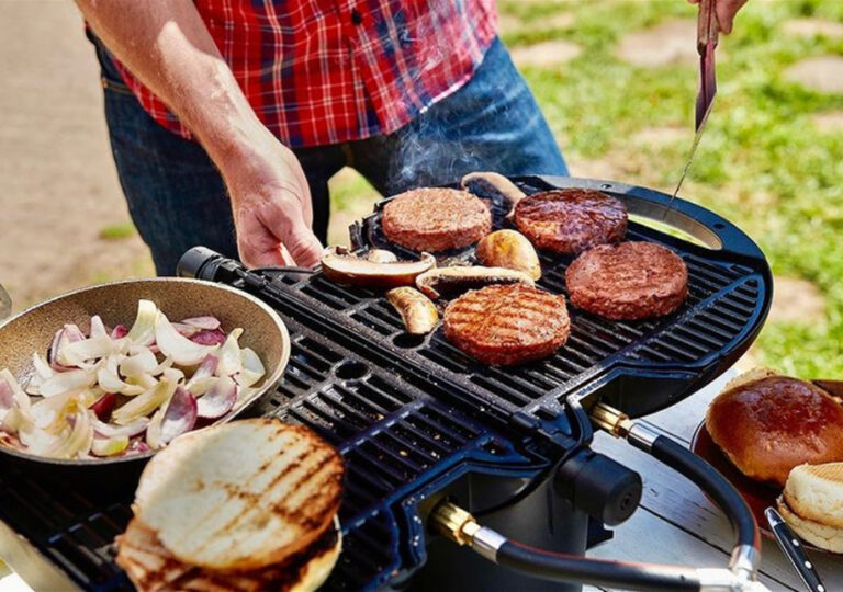 Maple Syrup BBQ Sauce Bacon Cheeseburger Recipe